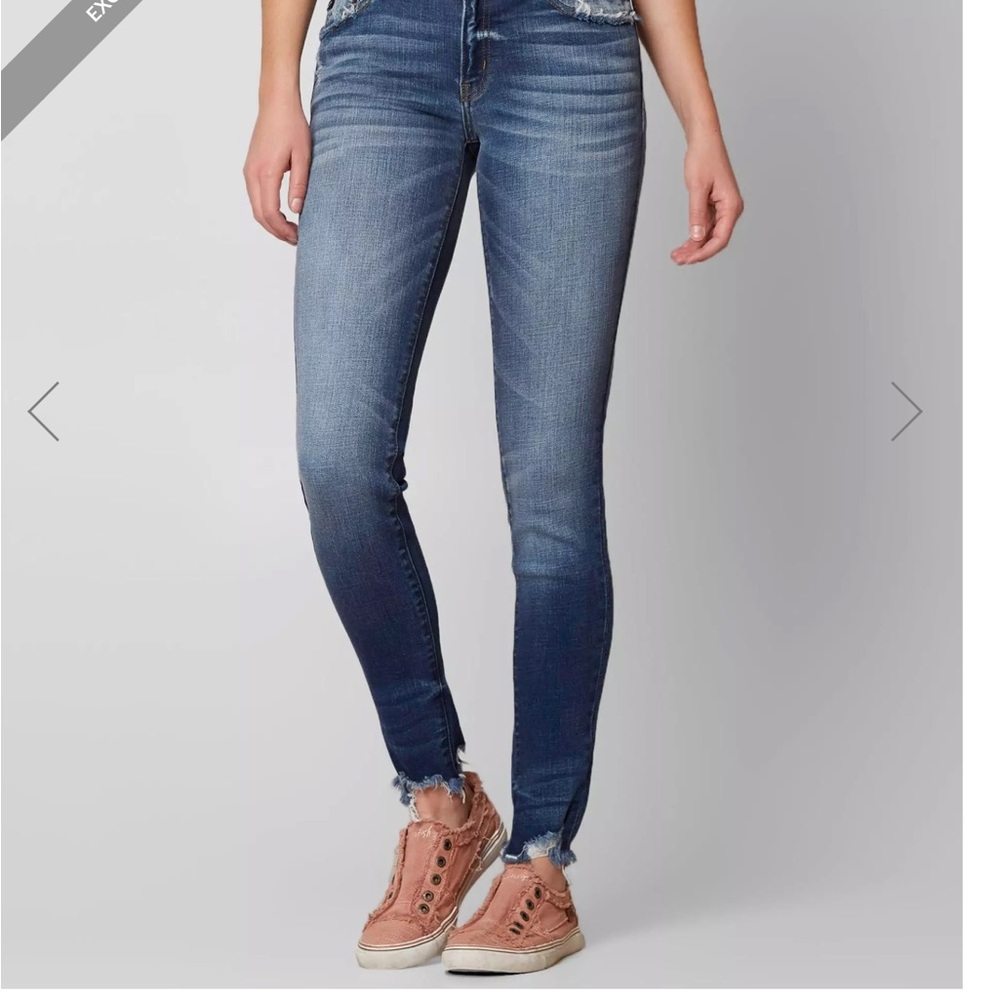 Mid-Rise Skinny Stretch Jean